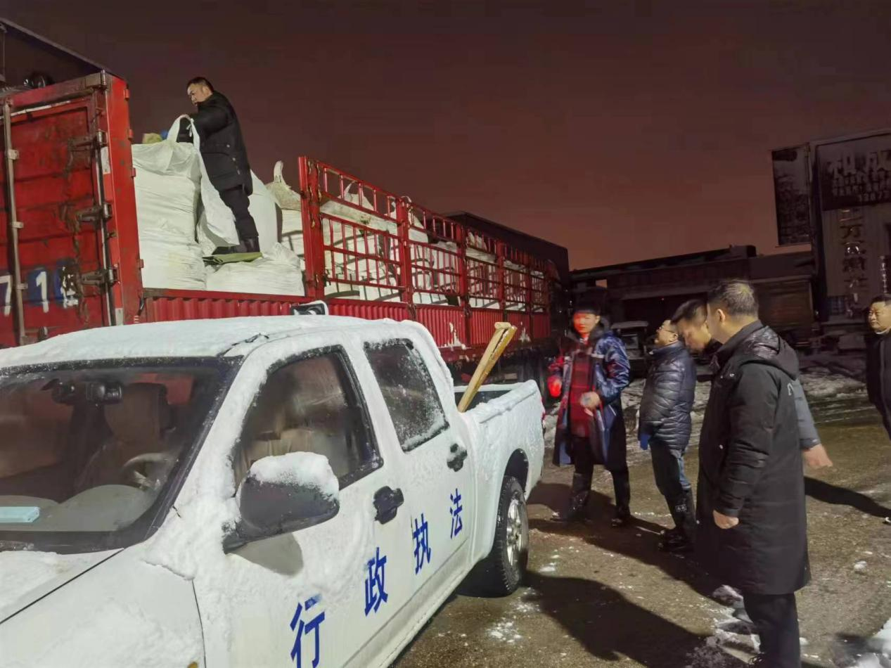 雨湖区工商联携手爱心企业迎战低温雨雪冰冻天气
