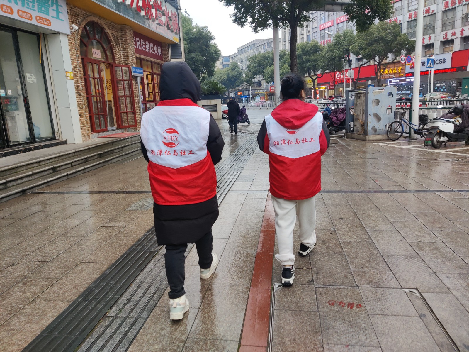 雨湖区民政局：积极做好雨雪冰冻天气下流浪乞讨人员的巡查救助工作