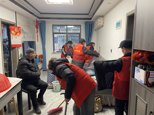昭潭街道：学雷锋志愿服务之花在区块绽放