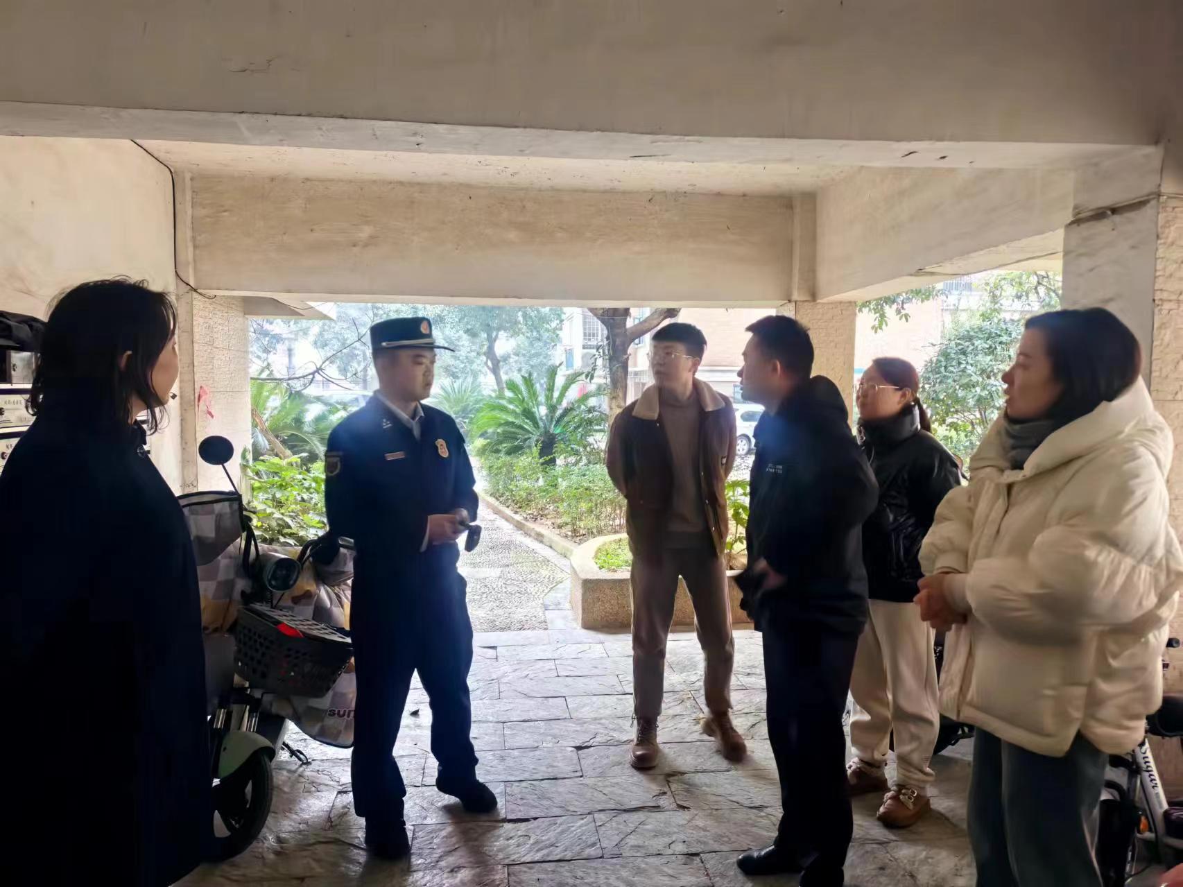 【打好安全生产翻身仗】雨湖救援督促高层住宅小区开展“违规停放电动车 ”专项治理行动