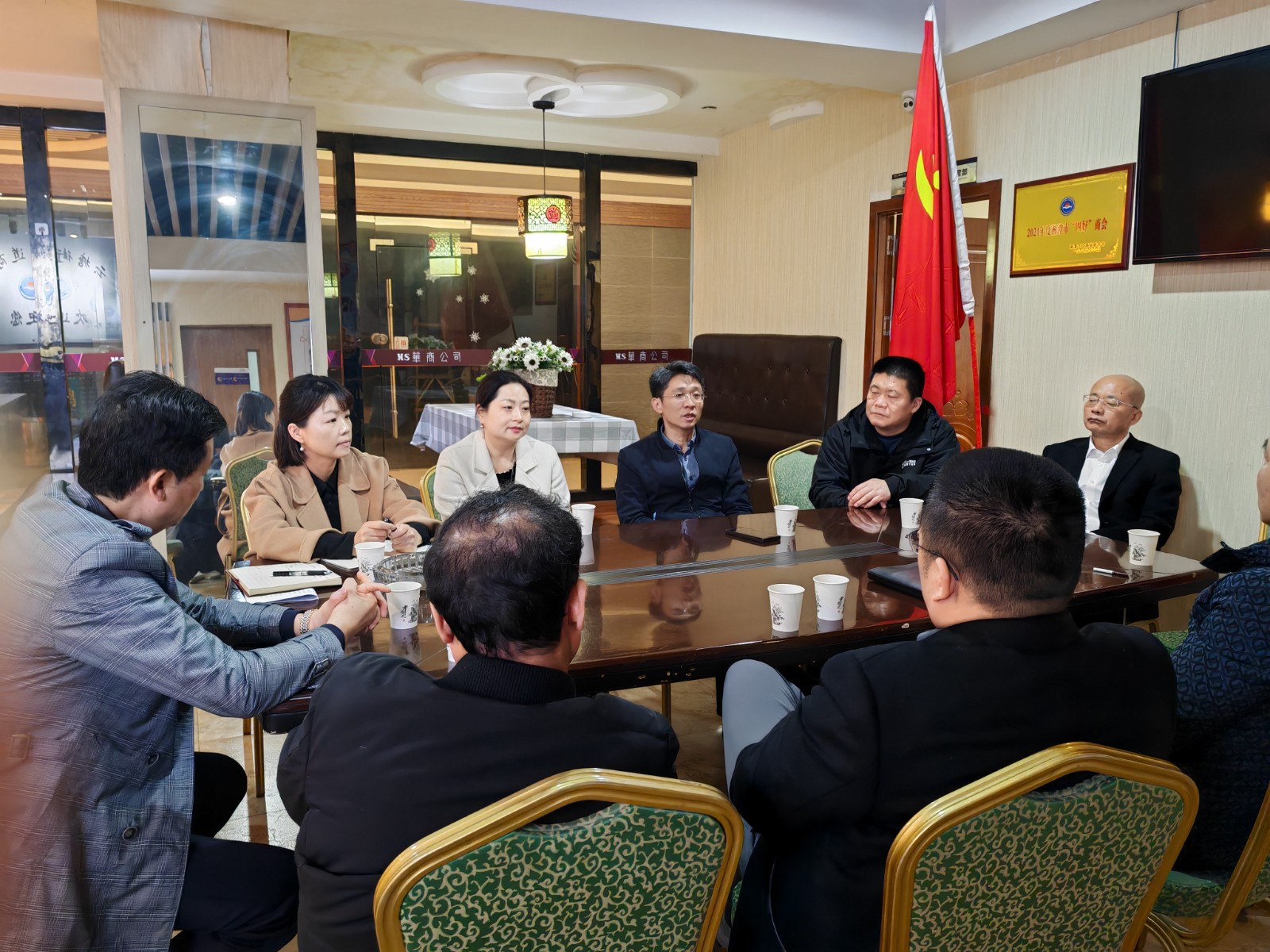区领导走访调研云塘街道商会