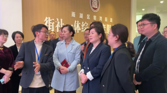 湖南省民政厅厅长带队调研雨湖区养老服务工作