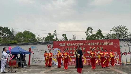 党建引领·乡村振兴，鹤岭村举办送戏下乡文化活动
