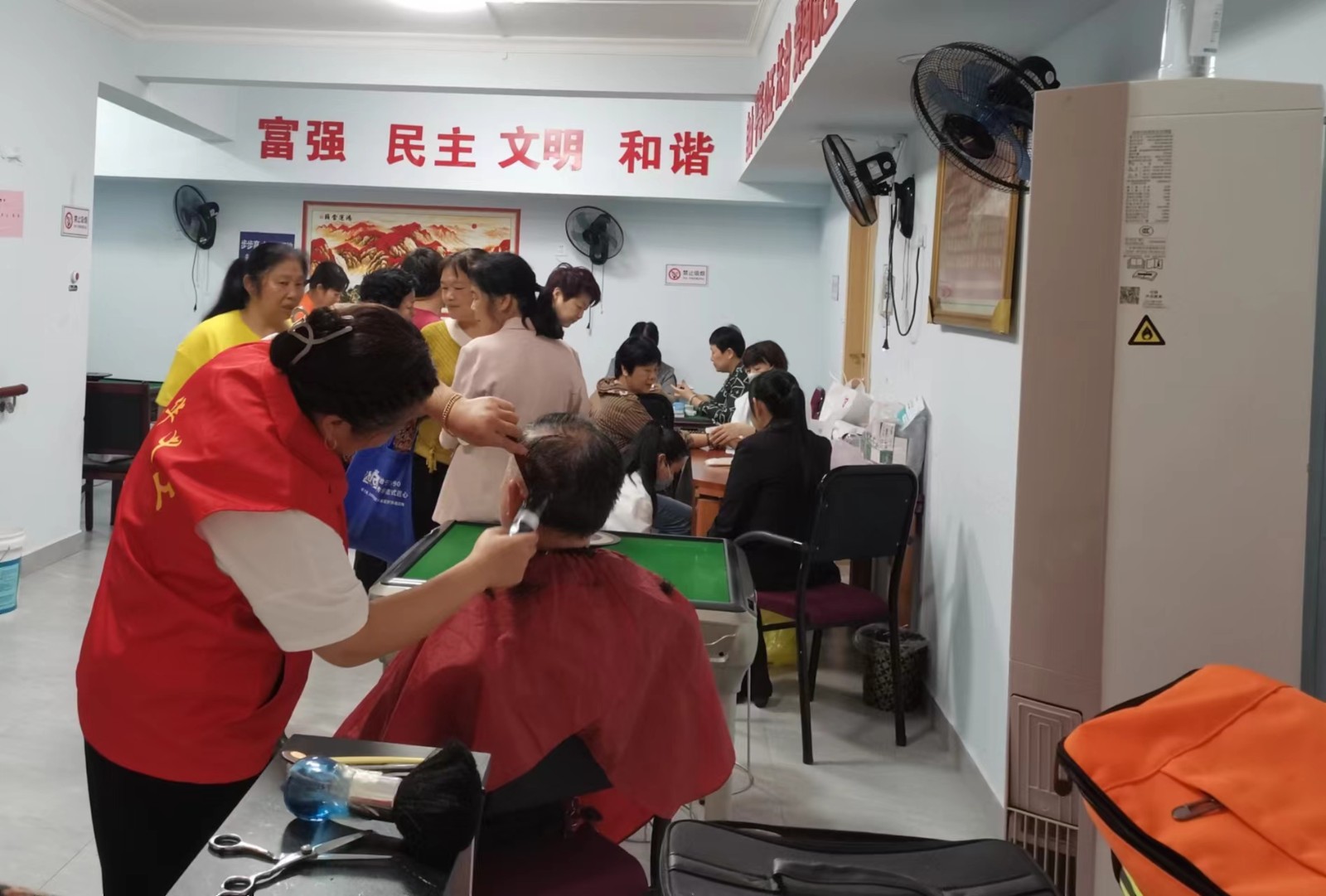 九华义工协会：浓情五月天 感恩母亲节