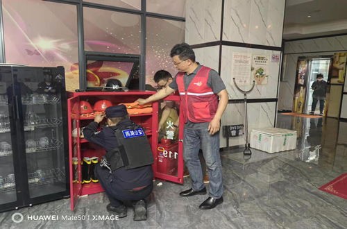万楼街道：净化餐饮油烟直排，助力蓝天保卫战