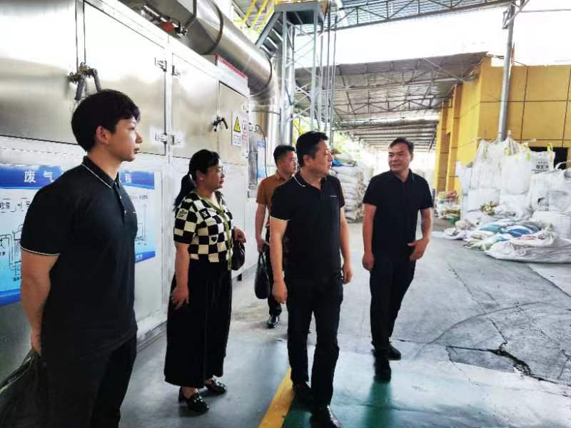 市委统战部一行走访调研雨湖区民营企业