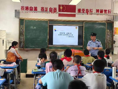 【平安雨湖】万楼街道：利剑护蕾，守护未来
