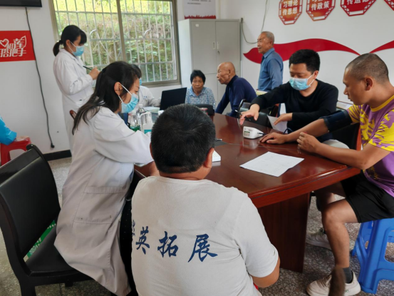 【我为群众办实事】塘高村：健康义诊助残行，真情服务暖人心
