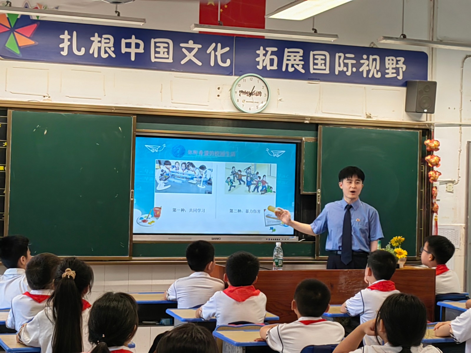 风车坪学校开展“检察蓝‘未’你护航”法治进校园活动