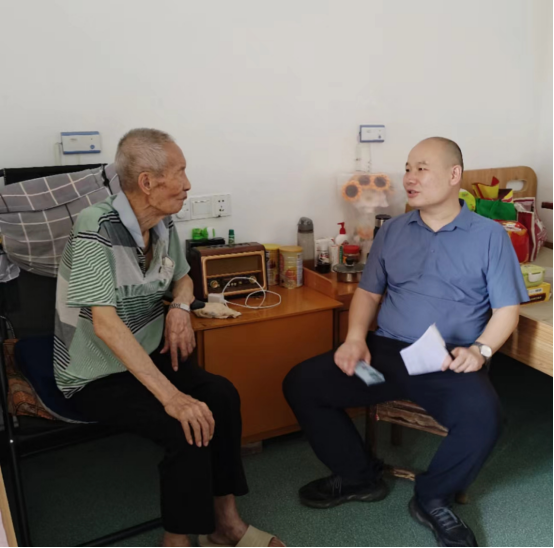 姜畲镇：走访慰问送关怀 情暖退役老兵心
