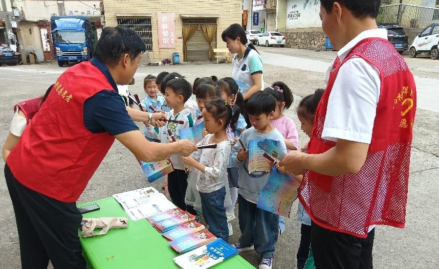 和平街道：禁毒宣传进校园，携手护航童心