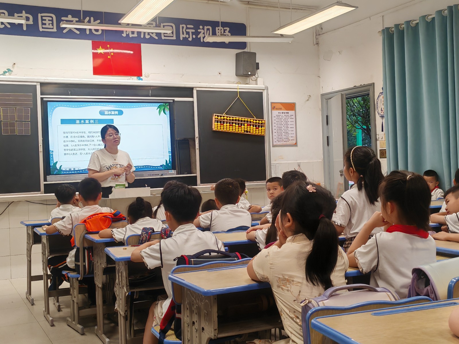 风车坪学校开展防溺水急救演练