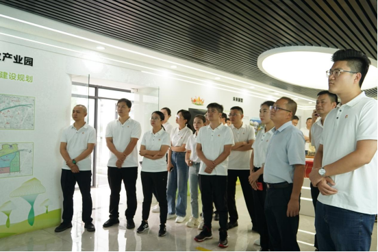 市委党校青干班学员到姜畲镇调研学习