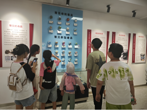 姜畲社工站开展“青春我做主，毒品莫沾边”禁毒小卫士小组活动