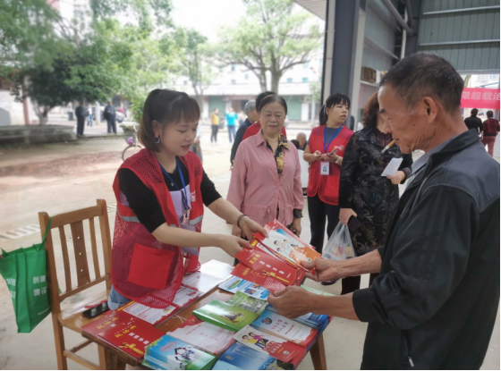 桃源路社区：禁毒工作入小区，防毒意识传万家