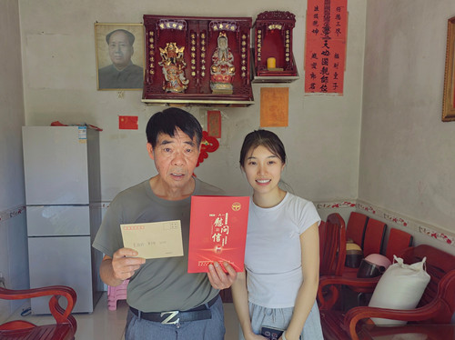 花园村：“八一”慰问暖人心 浓浓牵挂显真情
