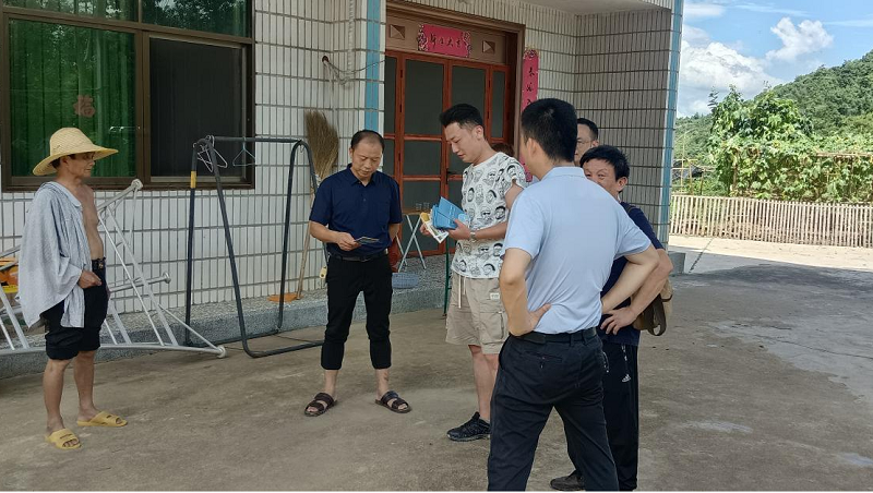 鹤岭镇：人大力量投身防汛抗灾一线
