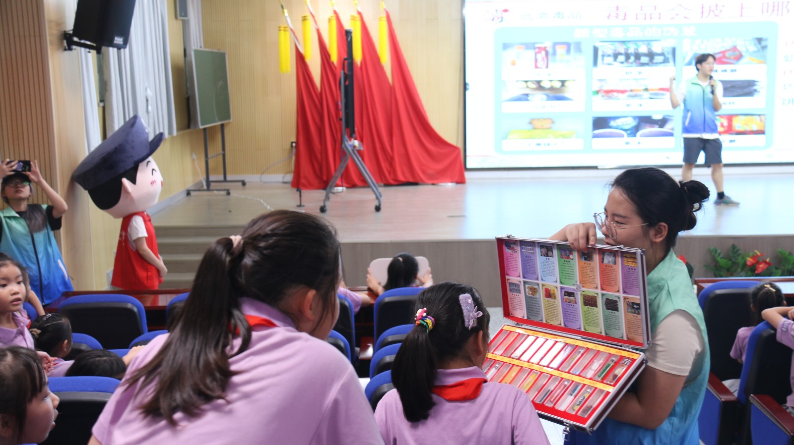 九华金庭莲城小学：开学季禁毒第一课开讲