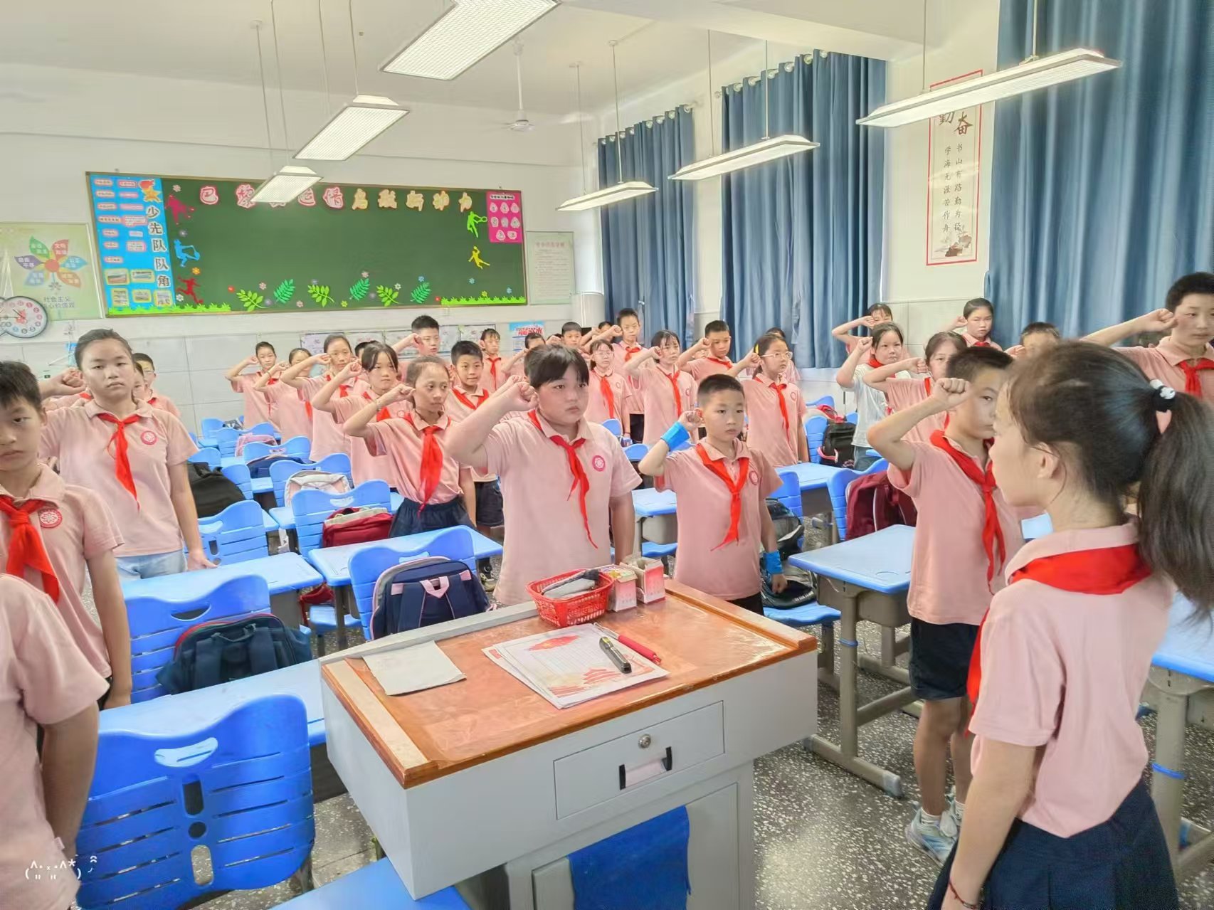 九华风车坪雅爱小学开展纪念“九一八 ”主题少先队活动