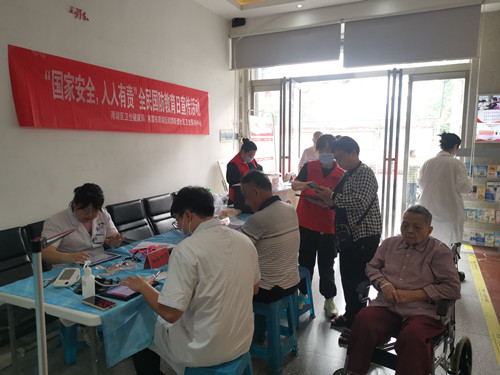 砂子岭社区：开展健康体检进社区 为老年人健康保驾护航活动
