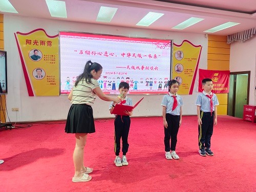 龙子巷社区：开展“童心共筑中国梦，民族团结一家亲”民族团结活动