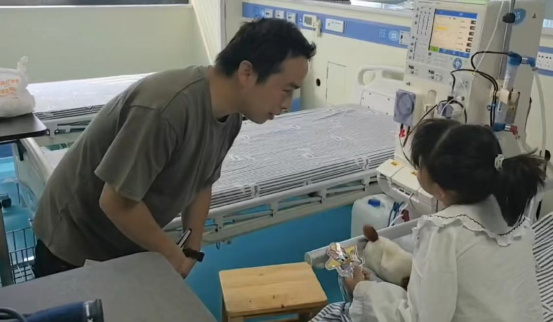 【我为群众办实事】福利社区积极作为，解决流动儿童医保难题