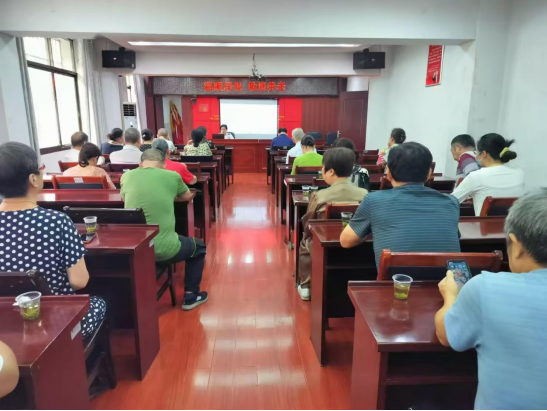 雪园社区：开展“爱老敬老慰问宣传周”活动