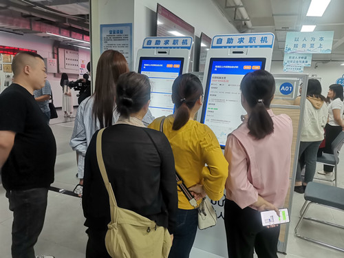 【创业在雨湖】宝丰街社区：就业春风暖人心，社区助力在行动