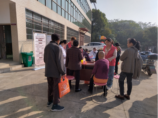 【我为群众办实事】塔岭村：义诊活动暖人心，健康服务送到家