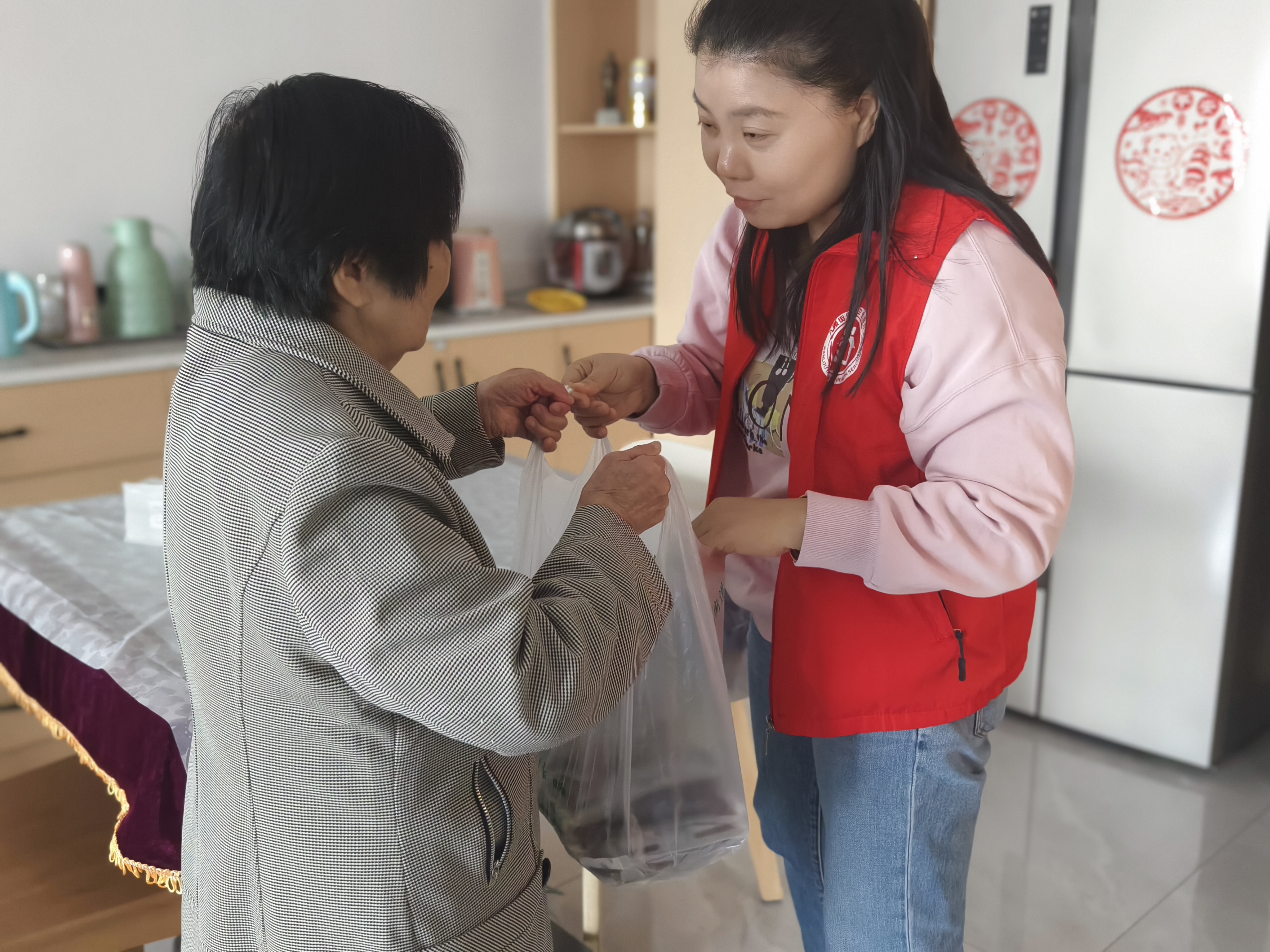 【我为群众办实事】万楼街道社区卫生服务中心：刘波家庭团队获市民高度赞扬