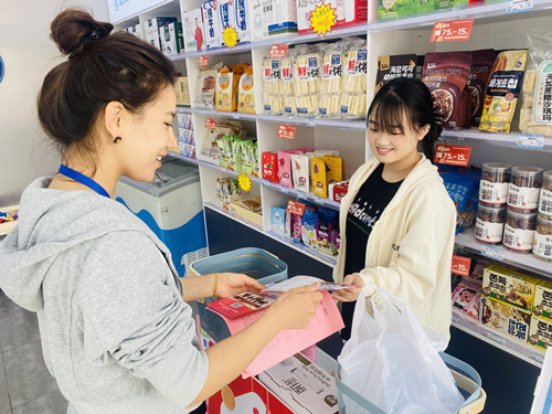 促民生保就业——白石社区多举措开展居民就业宣传活动