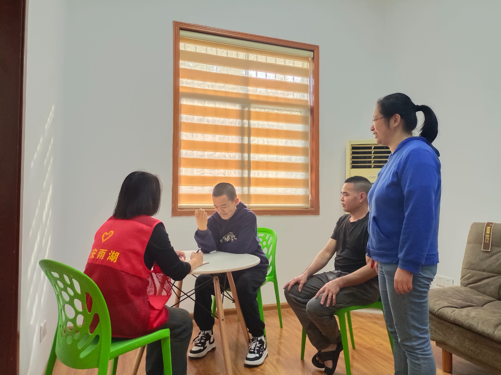 熙春路社区开展“关爱特殊儿童 相伴成长”心理辅导活动