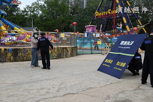唐兴寺社区：开展反恐防暴演练，共筑平安家园