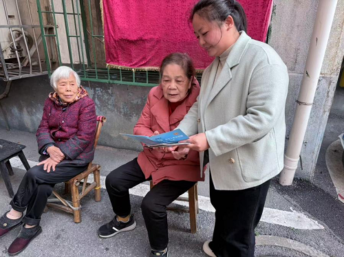 鲁班殿社区：宪法光芒照进家园，携手共筑法治梦