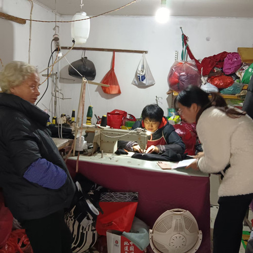 广园社区开展安全用电“敲门行动”