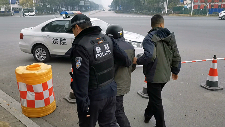 雨湖区人民法院：拒不支付18位农民工工资，拘留！