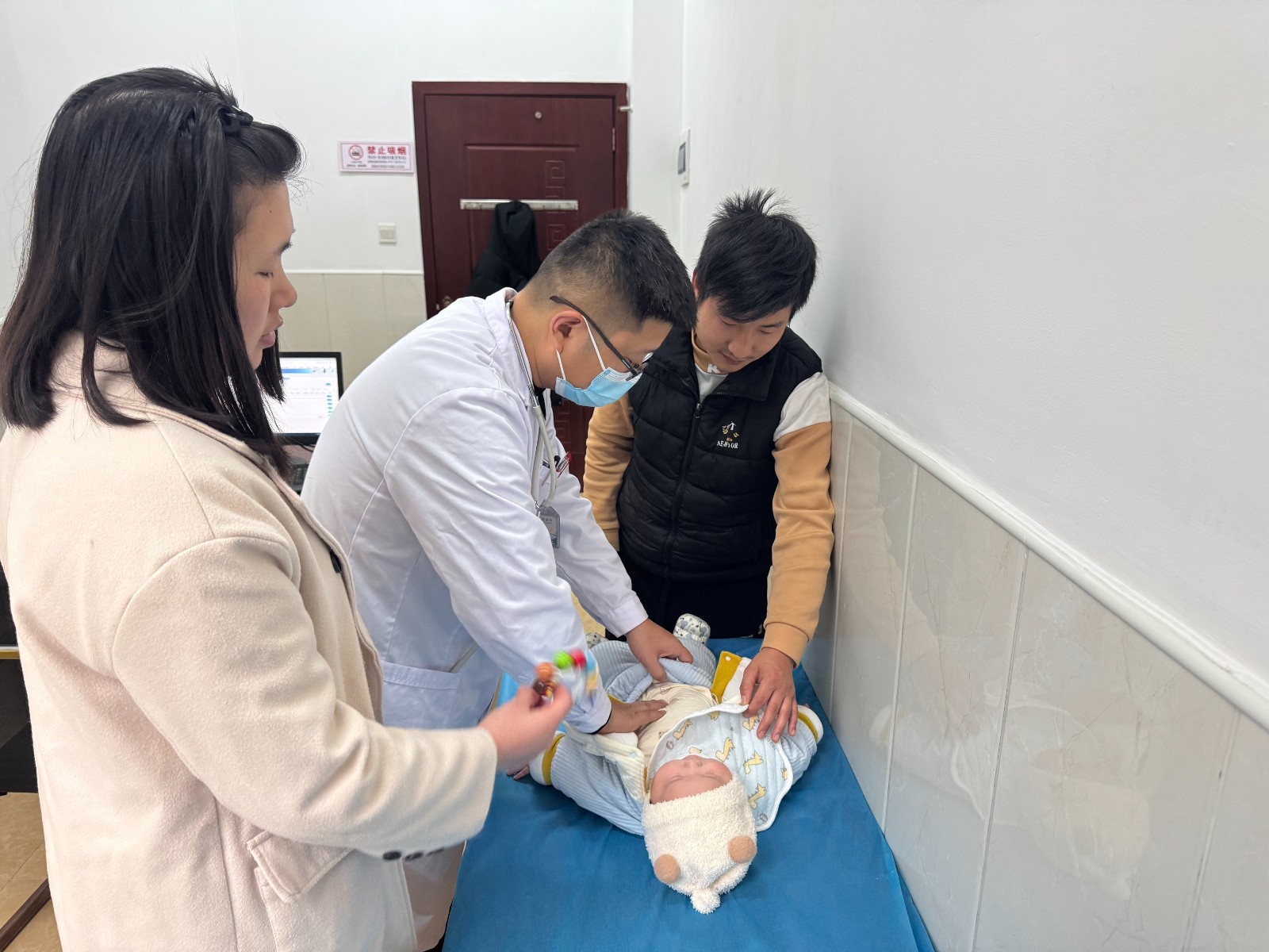 湘潭市妇幼与长城乡卫生院联合门诊惠民利民