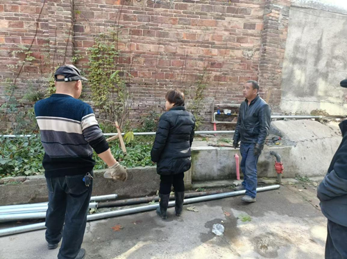 【我为群众办实事】烟竹社区：自来水管道“换新”，群众用水“安心”
