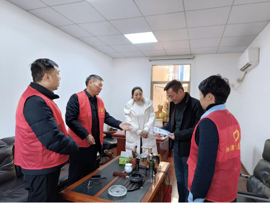 【“两重”“两新”送解优】高岭社区：政策入户暖人心，法润基层助营商