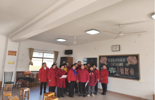 楠竹社区韵声合唱团开展“迎新年联欢会”活动