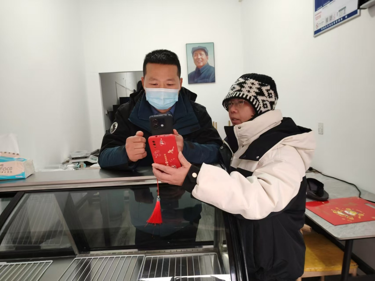 熙春路社区：精准帮扶促就业，温暖服务暖人心