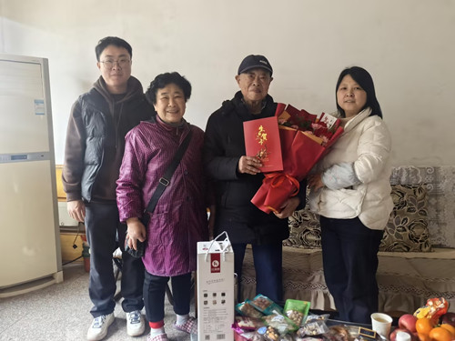 富民城社区：佳节暖人心，真情系老兵
