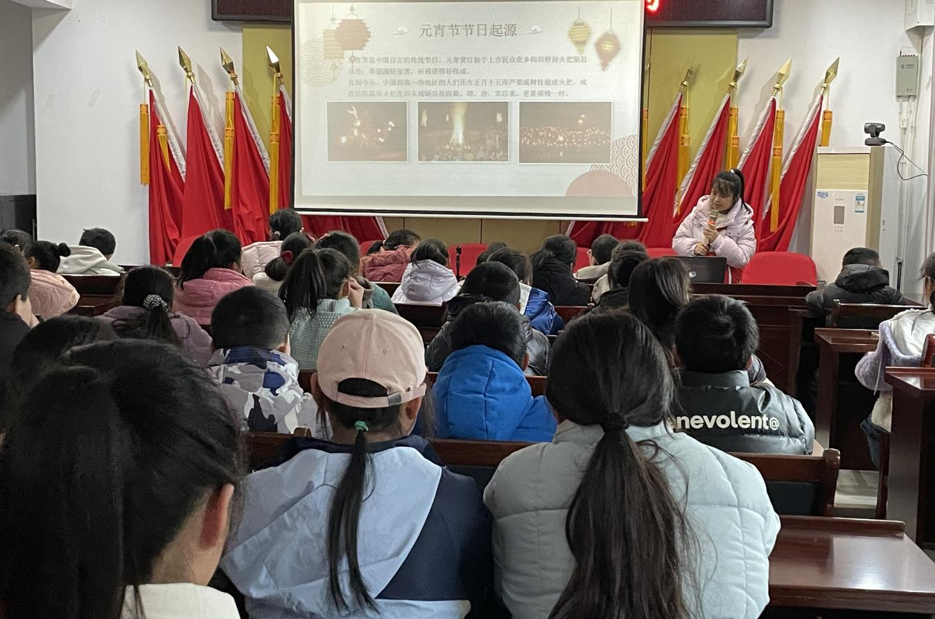 楠竹社区：开展“稚笑欢歌，喜迎元宵”活动