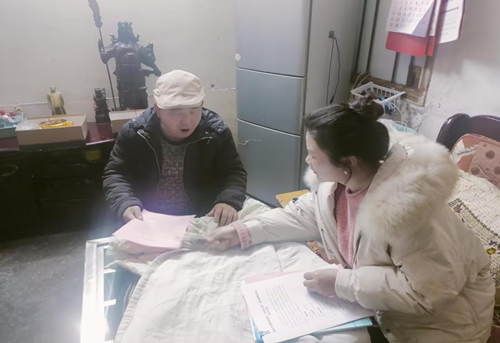 富民城社区：开展城居养老保险政策宣传活动