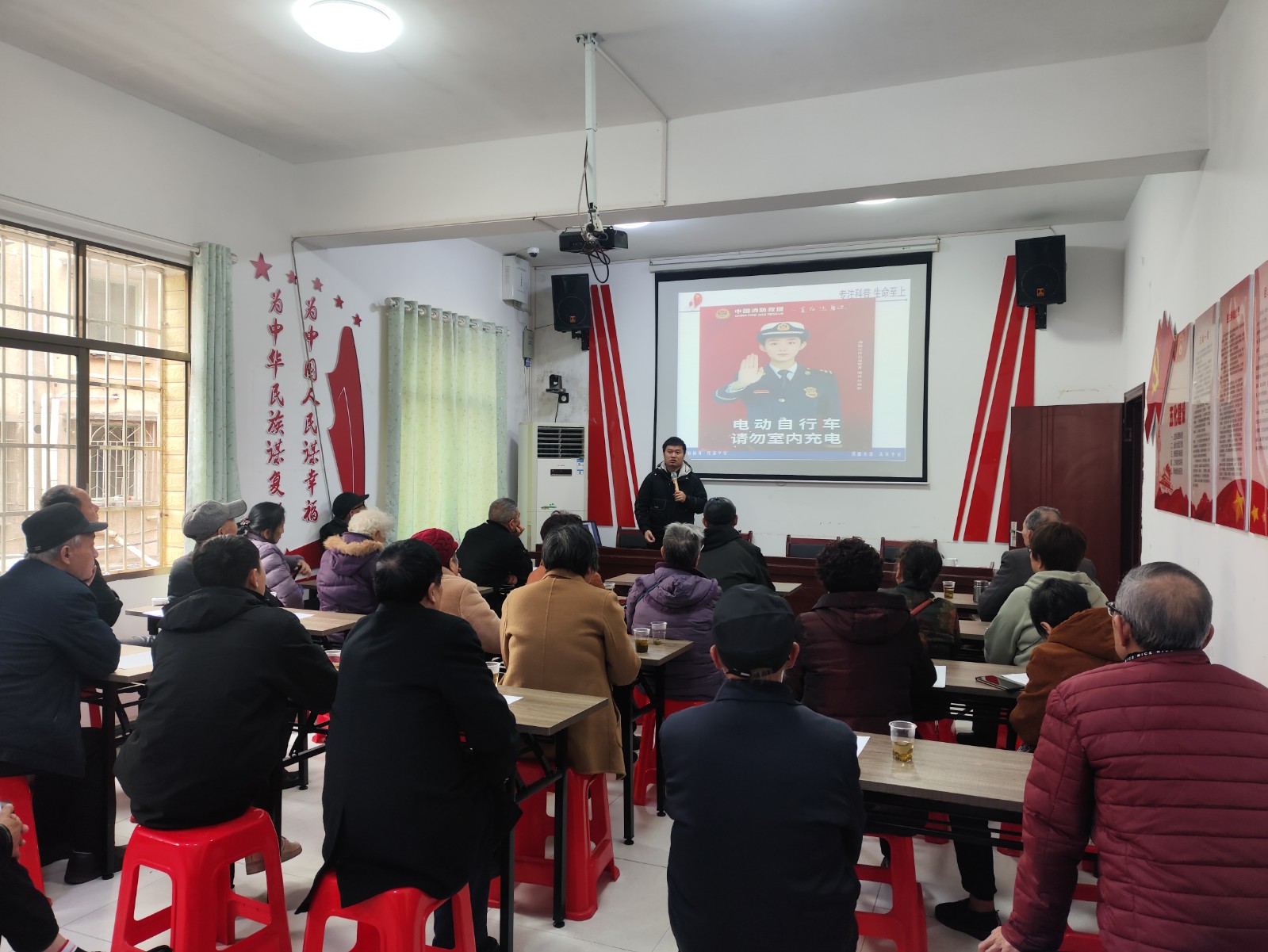 【平安雨湖】和平桥社区：培训演练齐上阵，筑牢消防安全防线