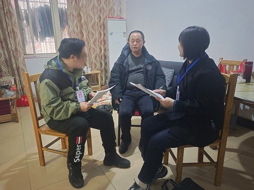 龙子巷社区：纪检监督低保年审工作进行时​