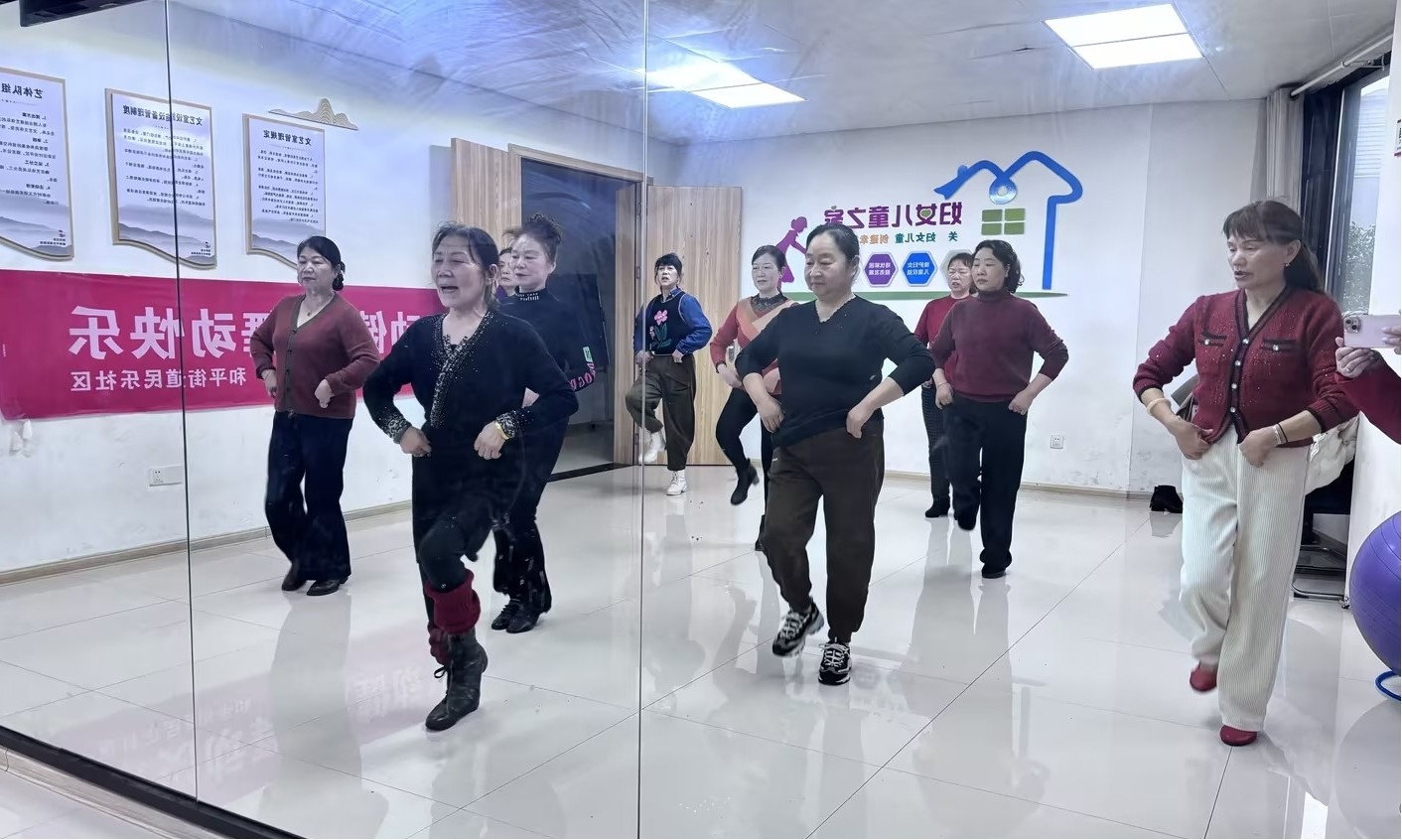 民乐社区：焕新启航共舞新篇，以艺术凝聚邻里情