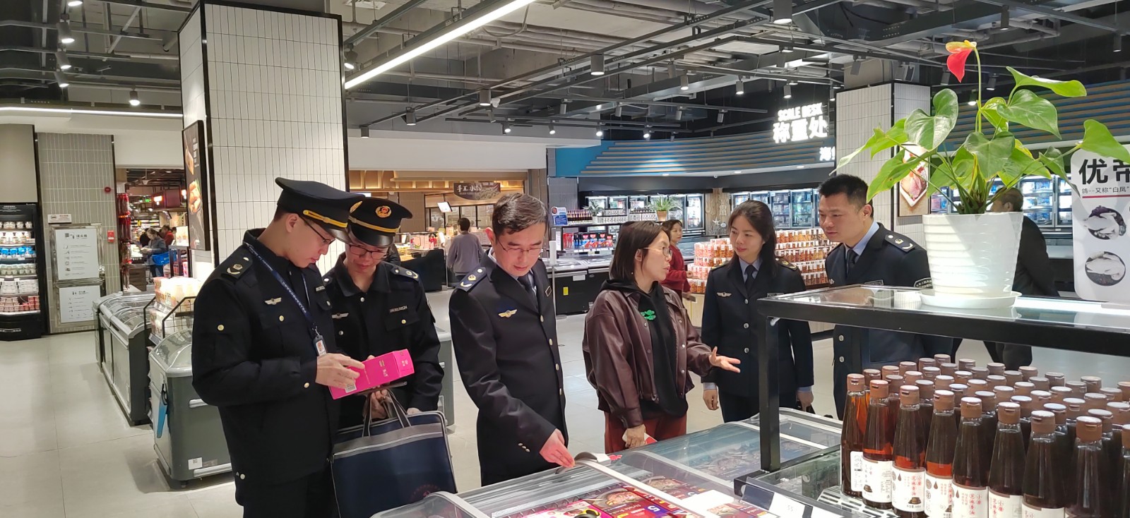 区市场监督管理局：严查“保水虾仁”   守护食品安全