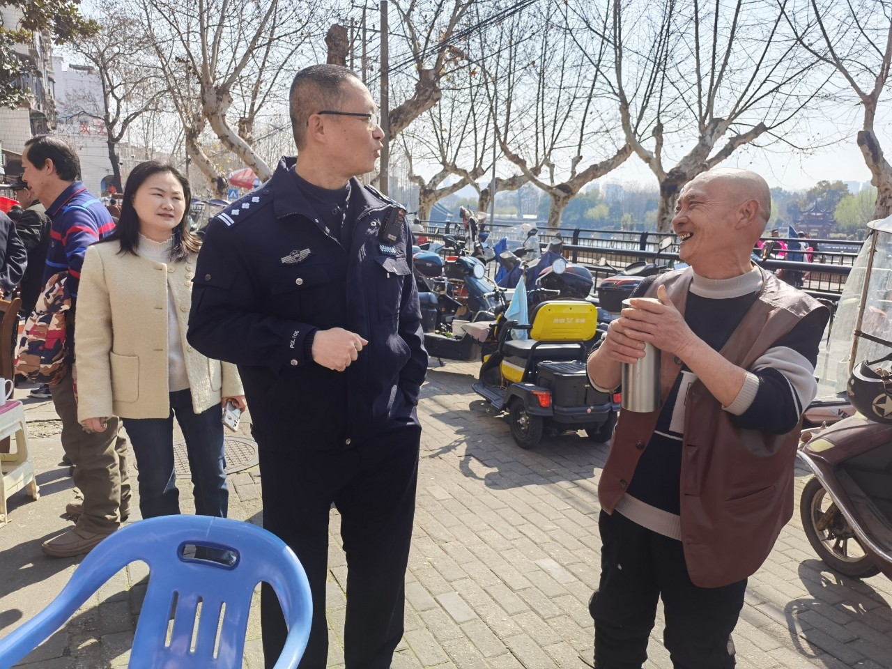 【平安雨湖】瞻岳门社区：联合出击保通道畅通，携手调解促社区安全