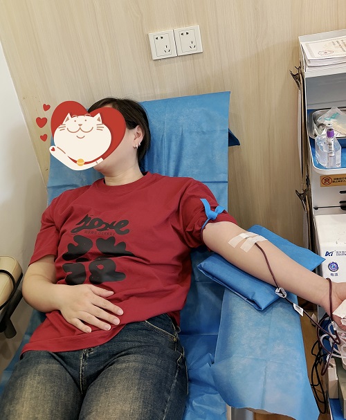 热血汇聚，爱心传递——唐兴寺社区居民志愿者积极参与无偿献血